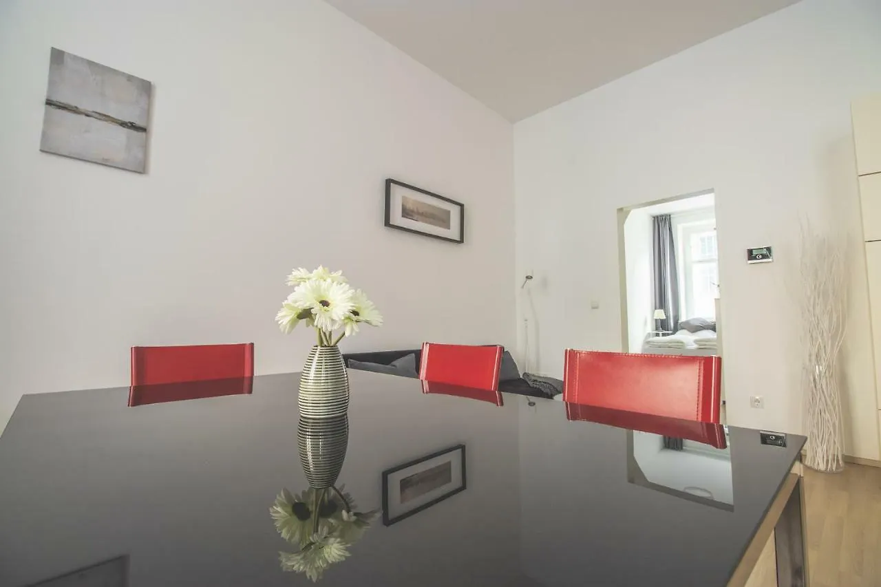 Easy Flat Starhemberg County Apartment Vienna Austria